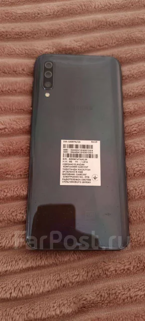Samsung Galaxy A50. �/�, 64 ��, ������, 3G, 4G LTE, NFC ����