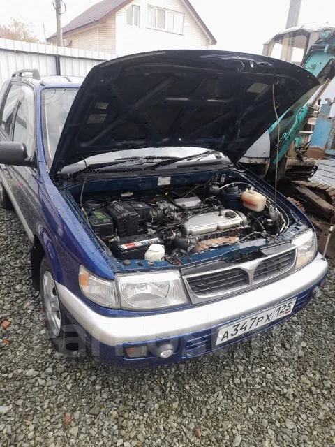 Mitsubishi Chariot. �������, ��������, 2.0 (135��.�.), ������, 204 000����. �� ����
