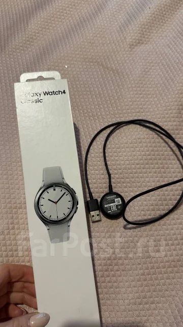Samsung Galaxy Watch4 Classic. GPS, NFC, IP68 ����