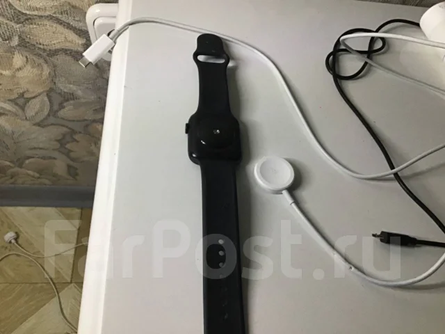 Apple Watch SE 2. GPS, NFC, IP67, IP68 ����