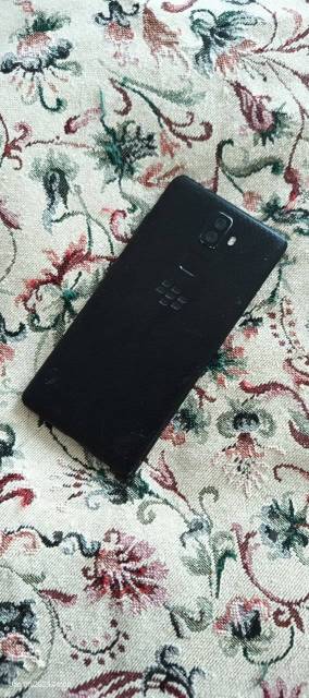 BlackBerry Evolve. �/�, 64 ��, ������ ����