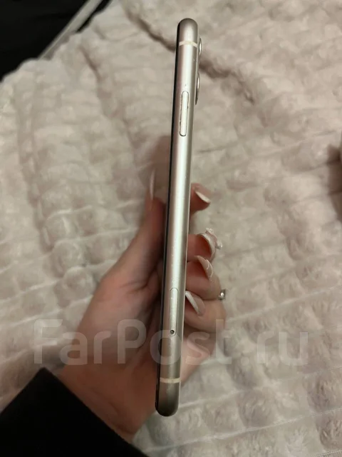 Apple iPhone 11. �/�, 128 ��, �����, 3G, 4G LTE, NFC ����