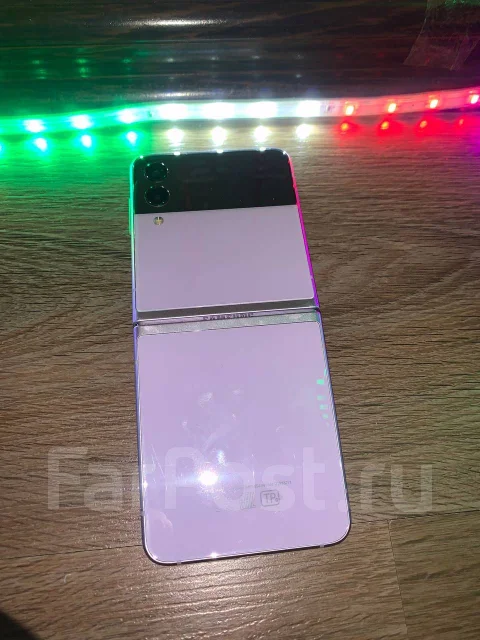 Samsung Galaxy Z Flip3 5G. �/�, 256 ��, �������, 5G ����