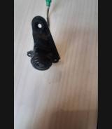   Toyota Land Cruiser, 200 Series  1 86790-60160 