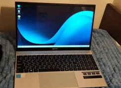 DEXP Aquilon. 16", 3����, ��� 16 ��, ���� 256���, WiFi: 1, Bluetooth: 1, ����������� �� 7��. ����