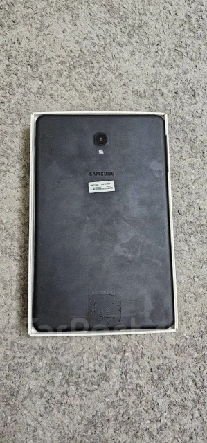 Samsung Galaxy Tab A. ������ 32 �� ����