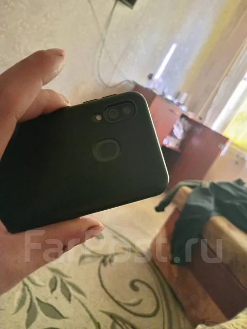Samsung Galaxy A40. �/�, 64 ��, ������ ����
