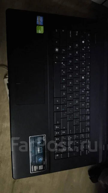 Asus X. 2,6����, ��� 6 ��, ���� 750���, WiFi: 1, Bluetooth: 1, ����������� �� 1��. ����