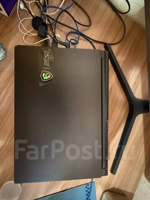 MSI Stealth 15M B12UE. 15.6", 2,1����, ��� 16 ��, ���� 1 000���, WiFi: 1, Bluetooth: 1, ����������� �� 4��. ����