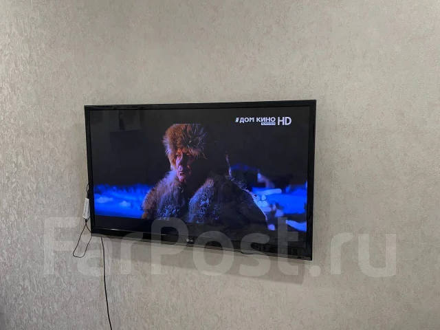 LG 42LS570T. LED ����