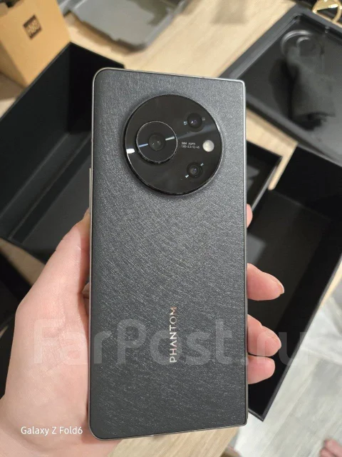 Tecno Phantom V Fold. �/�, 512 ��, �����, 3G, 4G LTE, 5G, NFC ����