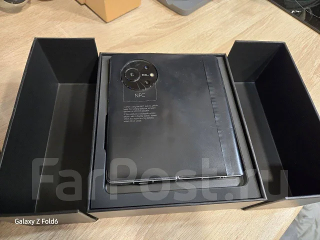 Tecno Phantom V Fold. �/�, 512 ��, �����, 3G, 4G LTE, 5G, NFC ����