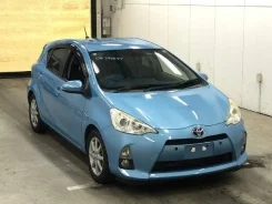 Toyota Aqua. NHP10, 1NZFXE ����