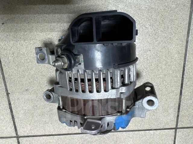 ��������� Mazda L33618300A ����