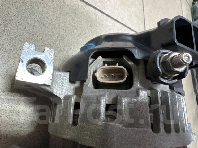 ��������� Mazda L33618300A ����