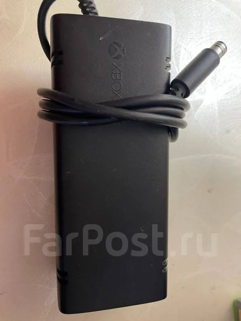 Microsoft Xbox 360 E ����