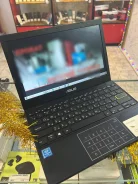 Asus. 12", 1,8����, ��� 4 ��, ���� 256���, WiFi: 1, Bluetooth: 1, ����������� �� 12��. ����
