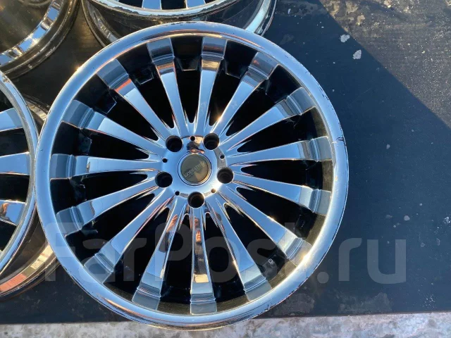 GodFather. 8.5/9.5x19", 5x114.3, ET35/40, �� 73���. ����
