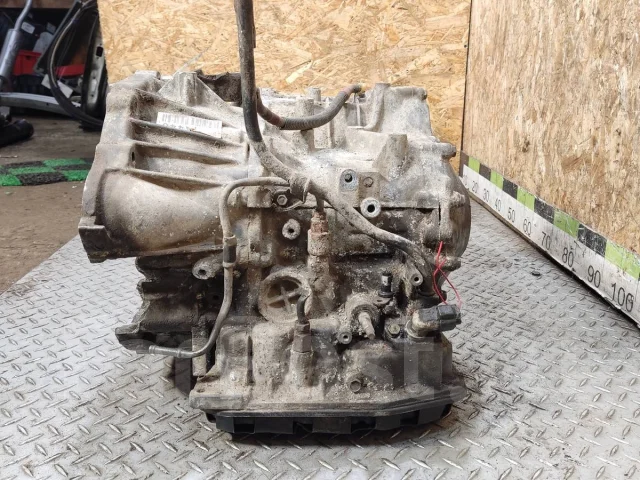 ���� Toyota Corolla 301301A440 301301A440 ����
