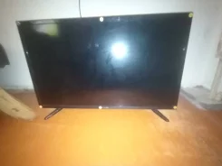 Samsung. LCD (��) ����