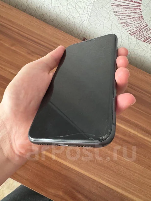 Apple iPhone 11. �/�, 64 ��, ������, 3G, 4G LTE, ����������, NFC ����