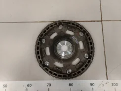 ������� Ford Focus 3 2010-2018 5333308 5333308 ����