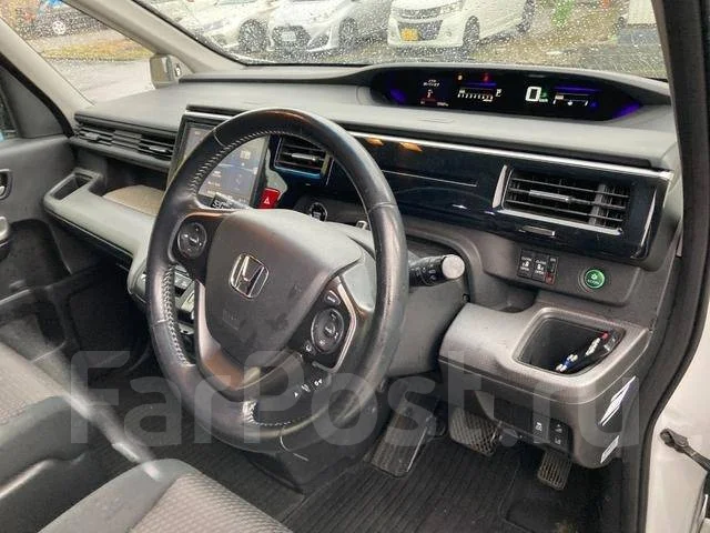 Honda Stepwgn. ��������, ��������, 1.5 (150��.�.), ������, 32 000����. ��, �/�. ��� ����� �� ������������ ����