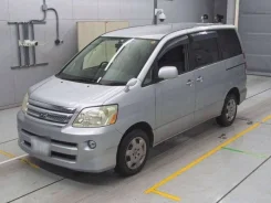 Toyota Noah. AZR65, 1AZFSE ����