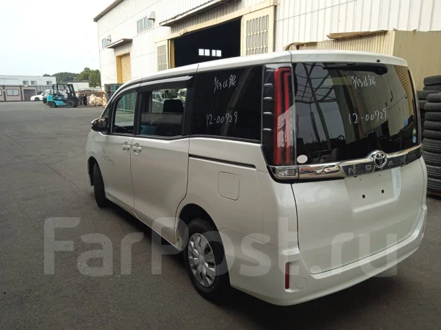 Toyota Noah. ZRR85W ZRR80W, 3ZRFAE ����