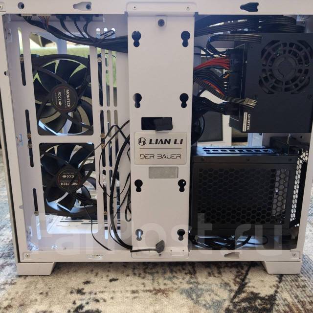 Корпус LIAN LI O11D Mini-S Snow White, б/у, в наличии. Цена: 9 900₽ во ...