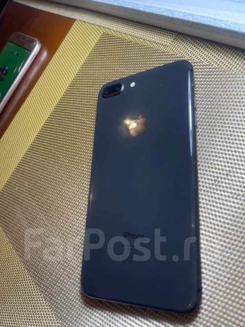 Apple iPhone 8 Plus. �/�, 64 ��, ������ ����