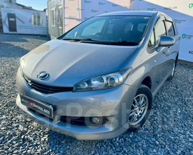 Toyota Wish. �������, 4wd, 1.8 (133��.�.), ������, 136 000����. �� ����