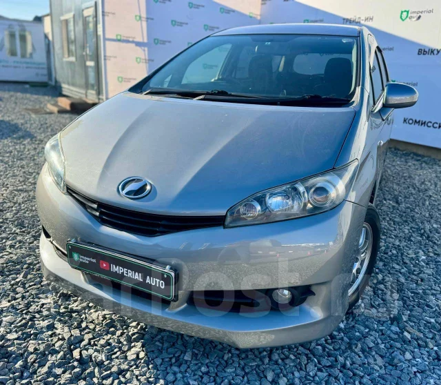 Toyota Wish. �������, 4wd, 1.8 (133��.�.), ������, 136 000����. �� ����