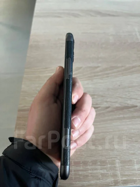 Apple iPhone 11. �/�, 128 ��, ������, 3G, 4G LTE, NFC ����