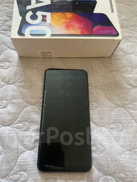Samsung Galaxy A50. �/�, 64 ��, 4G LTE, NFC ����