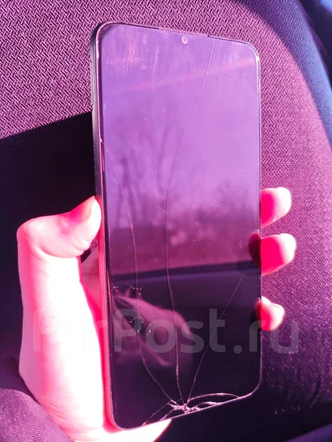 Realme C21Y. �/�, 64 ��, ������, 4G LTE, Dual-SIM, NFC ����
