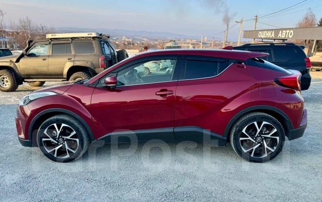 Toyota C-HR. ��������, 4wd, 1.2 (116��.�.), ������, 78 000����. �� ����