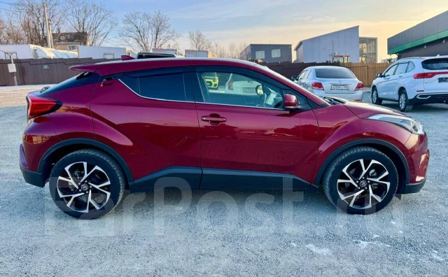 Toyota C-HR. ��������, 4wd, 1.2 (116��.�.), ������, 78 000����. �� ����