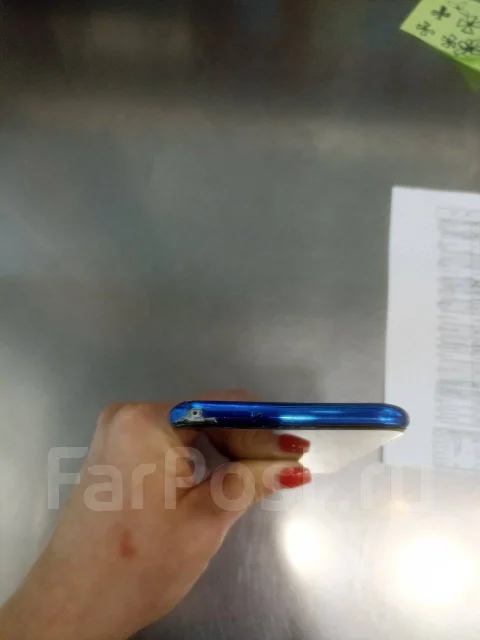 Honor 10i. �/�, 128 ��, �������, 4G LTE, Dual-SIM, NFC ����