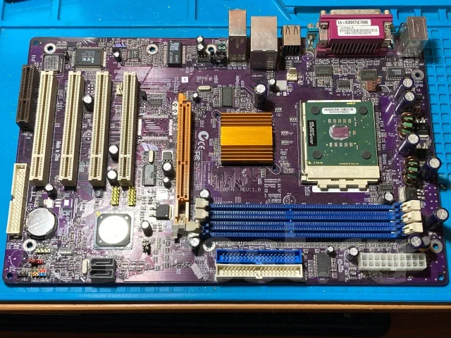AMD Athlon XP 2200+ ����