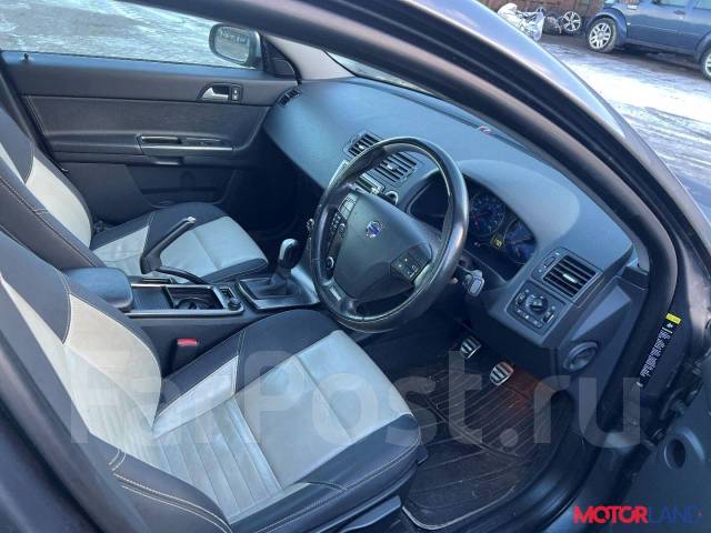   Volvo S40 2004- 20028240,  30769113 