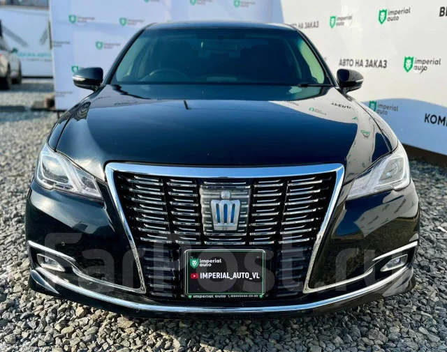 Toyota Crown. ��������, ������, 2.5 (178��.�.), ������, 185 000����. �� ����