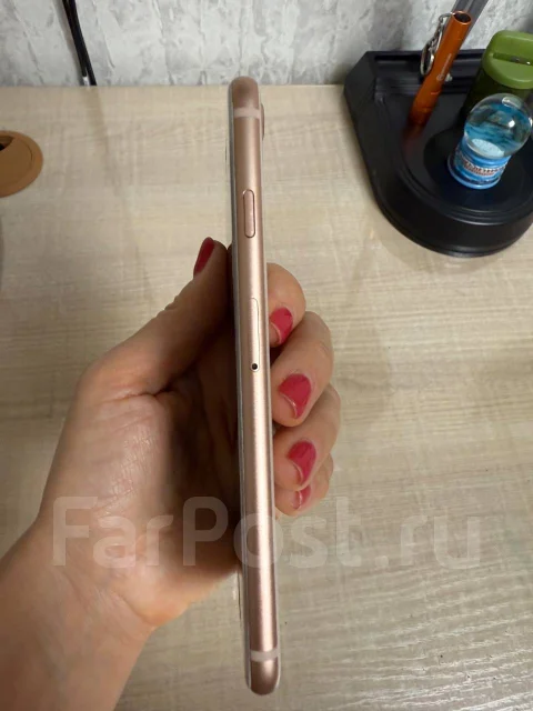 Apple iPhone 8. �/�, 64 �� ����
