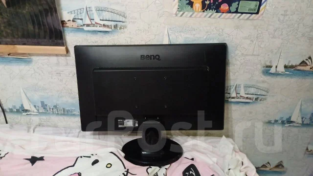 BenQ. 22" ����
