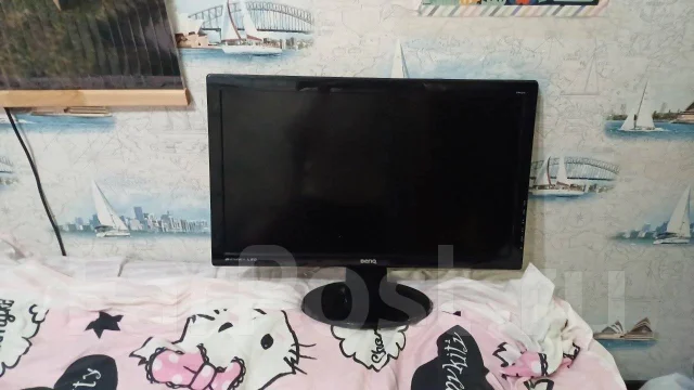 BenQ. 22" ����