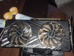 Radeon RX 6750 GRE ����