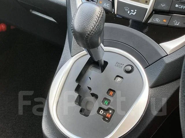 Toyota Ractis. ��������, ��������, 1.3 (99��.�.), ������, 25 000����. ��, �/�. ��� ����� �� ������������ ����