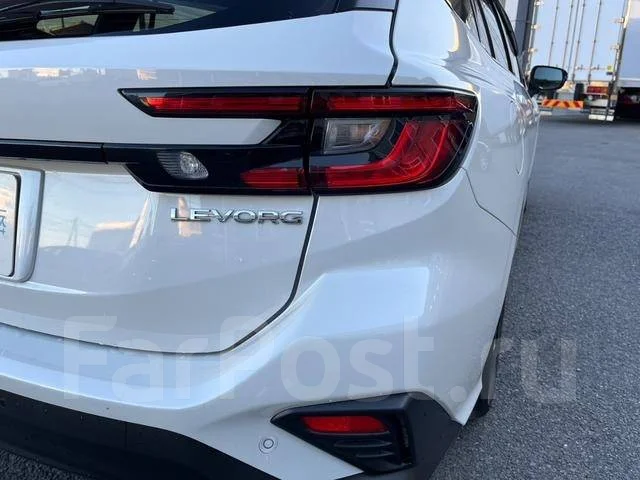 Subaru Levorg. ��������, 4wd, 1.8 (177��.�.), ������, 12 000����. ��, �/�. ��� ����� �� ������������ ����