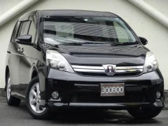 Toyota Isis. �������, ��������, 1.8 (130��.�.), ������, 37 000����. ��, �/�. ��� ����� �� ������������ ����