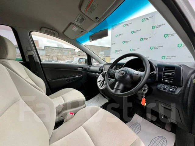 Toyota Wish. ��������, 4wd, 1.8 (125��.�.), ������, 195 000����. �� ����